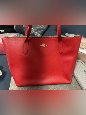 COACH Red Leather Tote Bag with Gold Hardware